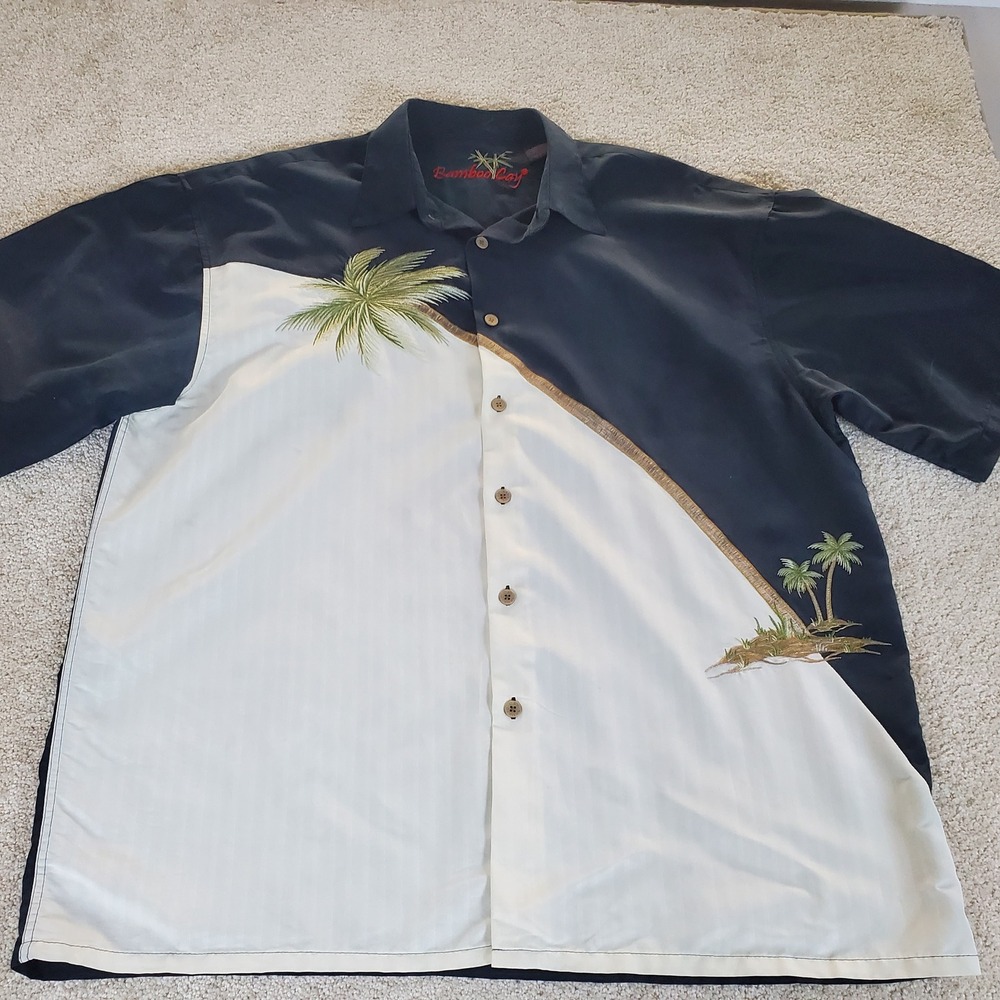 Bamboo Cay Button Down Men's XL Black White Palm Tree Embroidered Camp Shirt